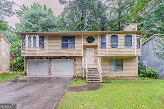 2218 Lowtrail Ct, Lithonia, GA 30058