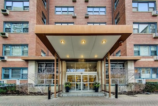 2909 N Sheridan Rd Unit 809, Chicago, IL 60657