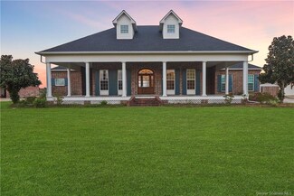 7217 E Savannah Ln, Lake Charles, LA 70605