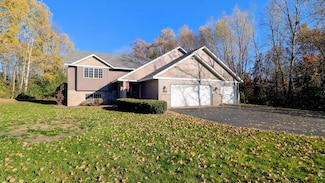 38150 Egret Trail, North Branch, MN 55056