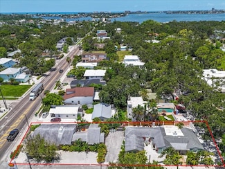 1761 Siesta Dr, Sarasota, FL 34239