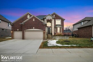 62770 Franklin Park Dr, Washington Township, MI 48094