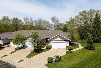 1111 Virgin Lake Dr, Stoughton, WI 53589