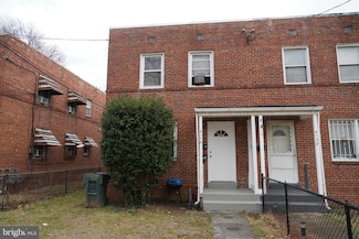 4118 1st St SE, Washington, DC 20032