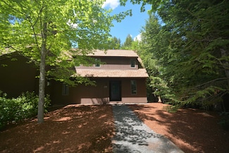 14 Bay Tree Ln, Grantham, NH 03753