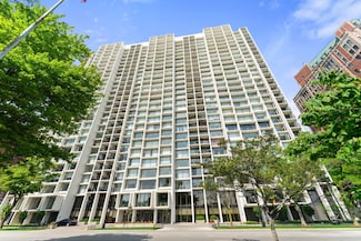3200 N Lake Shore Dr Unit 302, Chicago, IL 60657