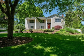 686 Andrews St, Southington, CT 06489