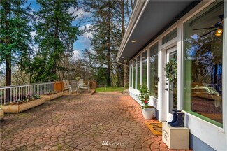 1012 66th Ave E, Fife, WA 98424