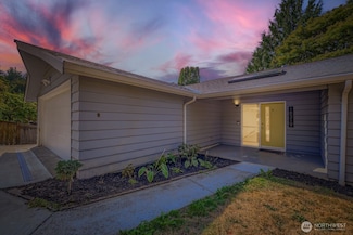 18319 83rd Place NE, Kenmore, WA 98028