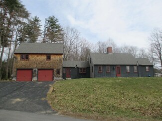 2 Sunset Dr, Rochester, NH 03867