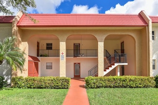 477 Lake Dora Dr, West Palm Beach, FL 33411