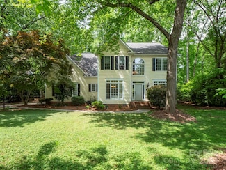 6100 Hunter Ln, Matthews, NC 28104