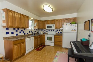 218 E 23rd Ave, Anchorage, AK 99503