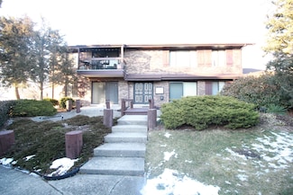 626 S Cass Ave Unit 1W, Westmont, IL 60559