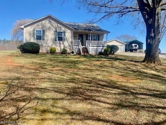 1136 Old Highway 60, Millers Creek, NC 28651