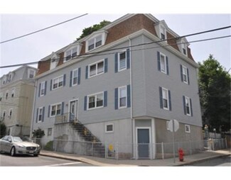 607 3rd St, Fall River, MA 02721