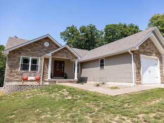 3180 Pleasant Run Rd, Palmyra, MO 63461