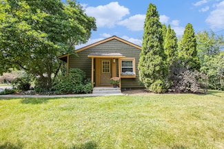 3507 Oakwood St, Ann Arbor, MI 48104