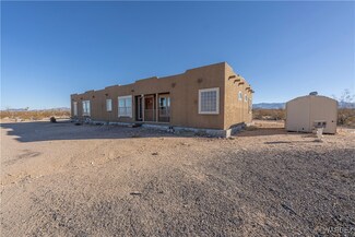 15382 S Cherry Rd, Yucca, AZ 86438