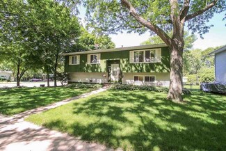 1910 Prairie Rd, Madison, WI 53711