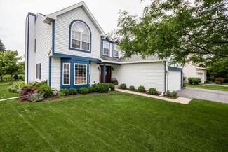 18019 W Banbury Dr, Gurnee, IL 60031