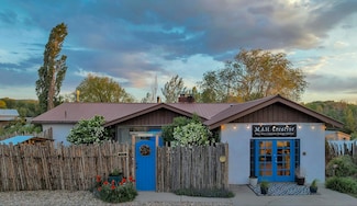 14197 New Mexico 75, Peñasco, NM 87553