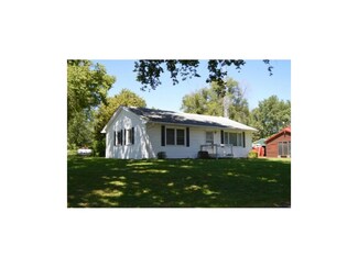 2421 Harris Ave, Trenton, MO 64683