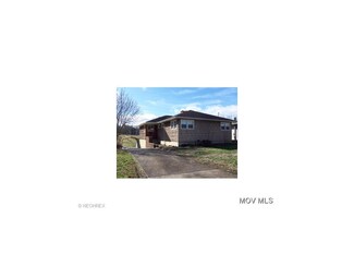 609 Sycamore Cir, Saint Marys, WV 26170