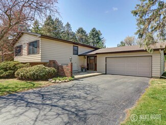 6N380 River Grange Rd, Saint Charles, IL 60175