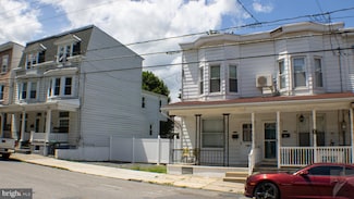 1734 W Norwegian St, Pottsville, PA 17901