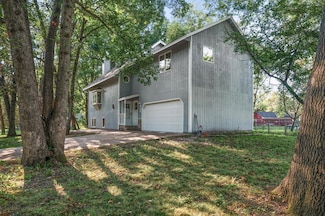 915 88th Ave NW, Coon Rapids, MN 55433