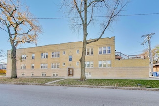 4411 W Wilson Ave Unit 1, Chicago, IL 60630