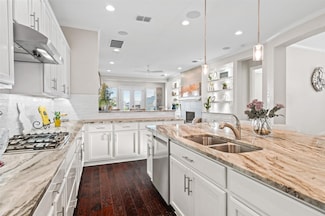 124 Cherokee Rose Cir, Georgetown, TX 78626