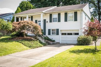 920 Donegal Dr W, Follansbee, WV 26037