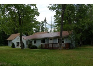 31 Pine Rd, Middleton, NH 03887