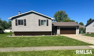 11 N Grand Ave, Jacksonville, IL 62650