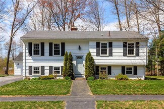 179 Pinecrest Rd, Portland, ME 04102