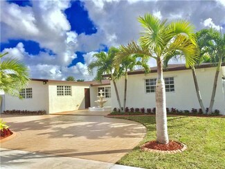 17031 NW 85th Ct, Hialeah, FL 33015