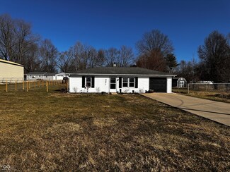 5061 N 200 W, Columbus, IN 47201