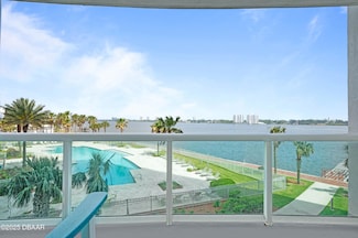 241 Riverside Dr Unit 304, Holly Hill, FL 32117