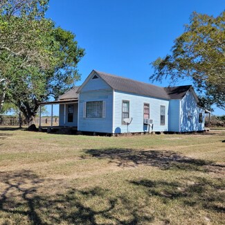 137 Pr 817 Griffin Rd, Blessing, TX 77419