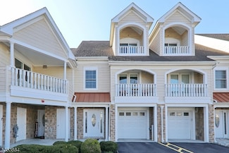 8 Riverbend Ct, New Providence, NJ 07974