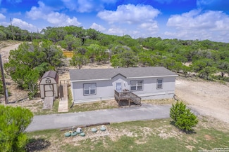 385 Ridge Trail, Bandera, TX 78003