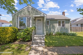 108 Bucknell Ave, Villas, NJ 08251