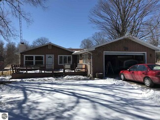 5840 W Michaud Rd, South Branch, MI 48761