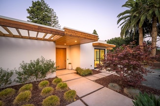 559 S El Monte Ave, Los Altos, CA 94022