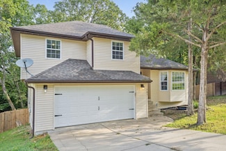 161 Trent St, Hollister, MO 65672