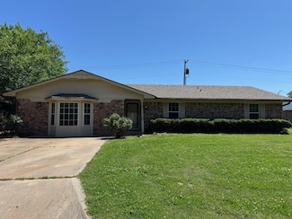19 Mohican Cir, Shawnee, OK 74801