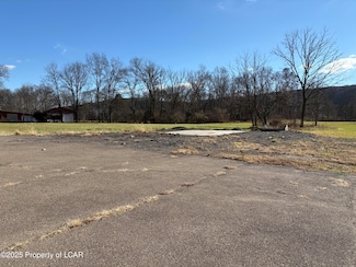 88 Walnut Dr, Salem Township, PA 18603