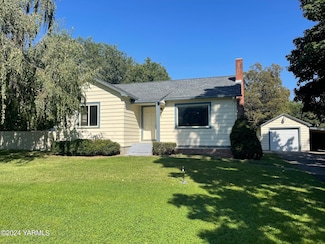 313 N 33rd St, Yakima, WA 98901